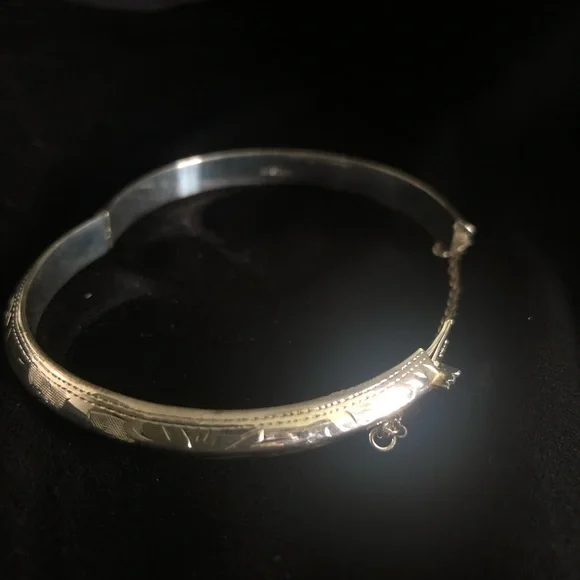 Silver Hinged Cuff Bracelet, 925 Thai Silver - Picture 6 of 9